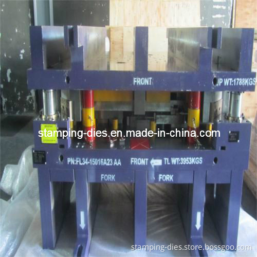 Progressive Die for Ford (FL34-15016A23)